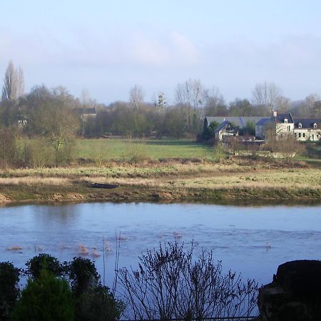 Villa L'Escale Troglo Au Bord De La Loire Souzay-Champigny Exterior foto